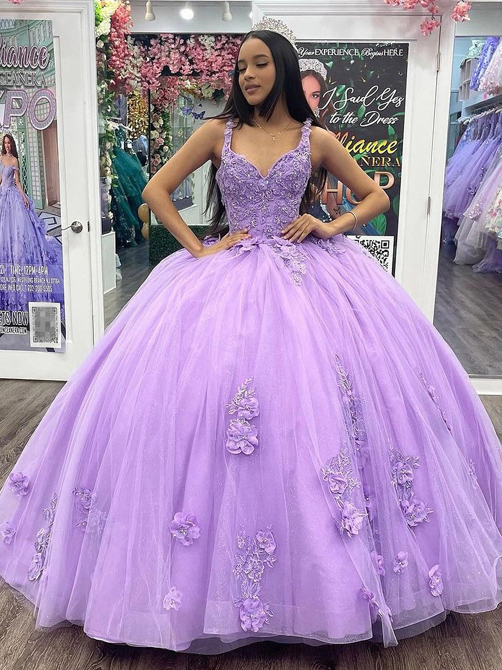 Ball Gown Sweetheart Neck Straps Sleeveless Lace Appliques Lilac Tulle Quinceanera Dress Princess Birthday Party Gown for Sweet 16
