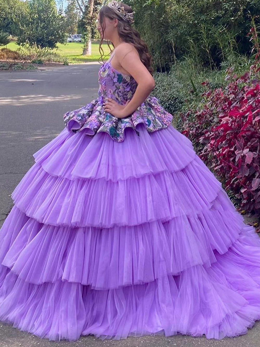 Chic Ball Gown Strapless Spaghetti Straps Flowers Appliques Tiered Lavender Tulle Quinceanera Dress for Sweet 16