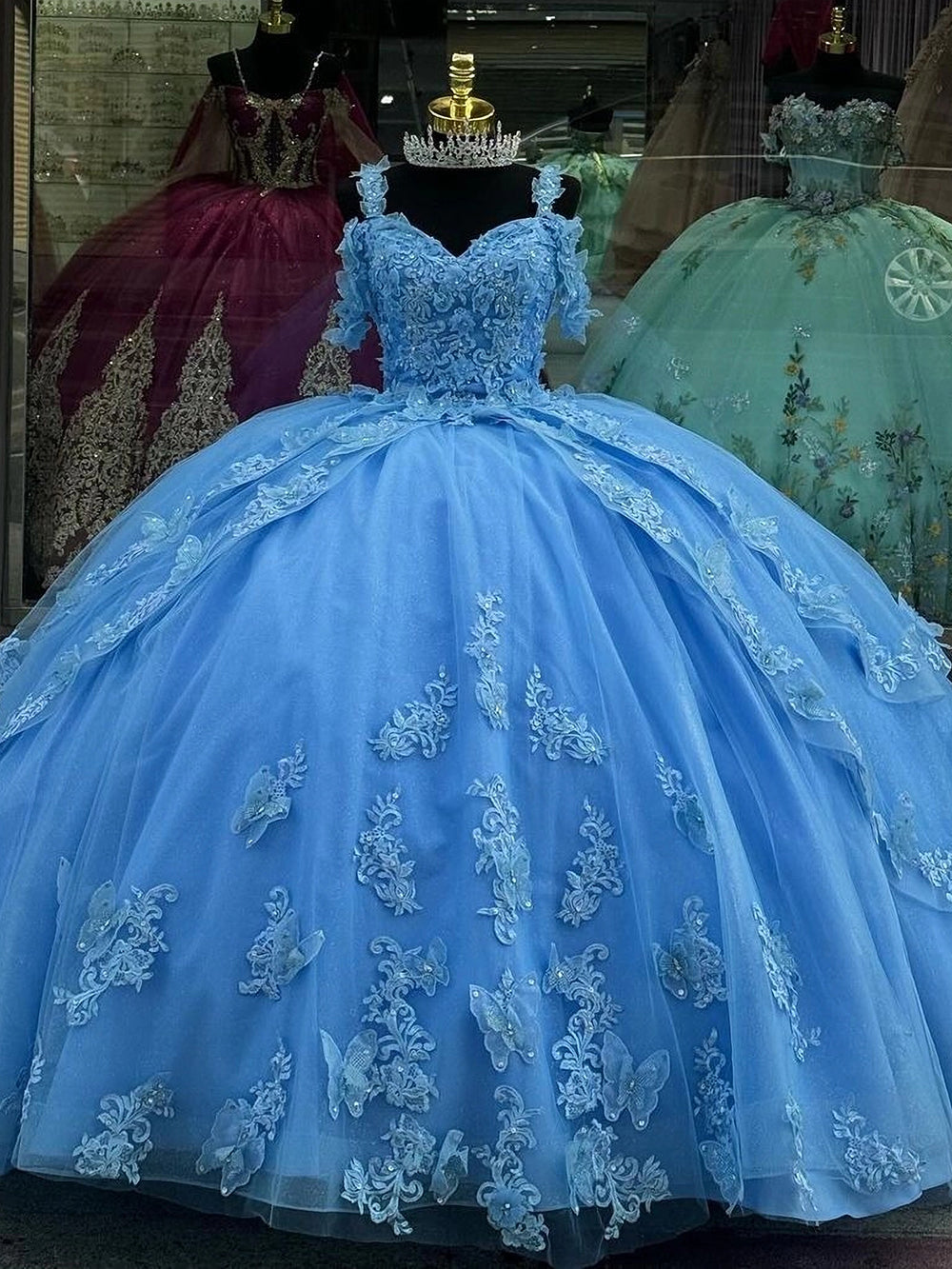 Elegant Ball Gown Off Shoulder 3D Butterfly Applique Tiered Ruffles Blue Tulle Quincenara Dress Foemal Evening Party Dress for Sweet 16