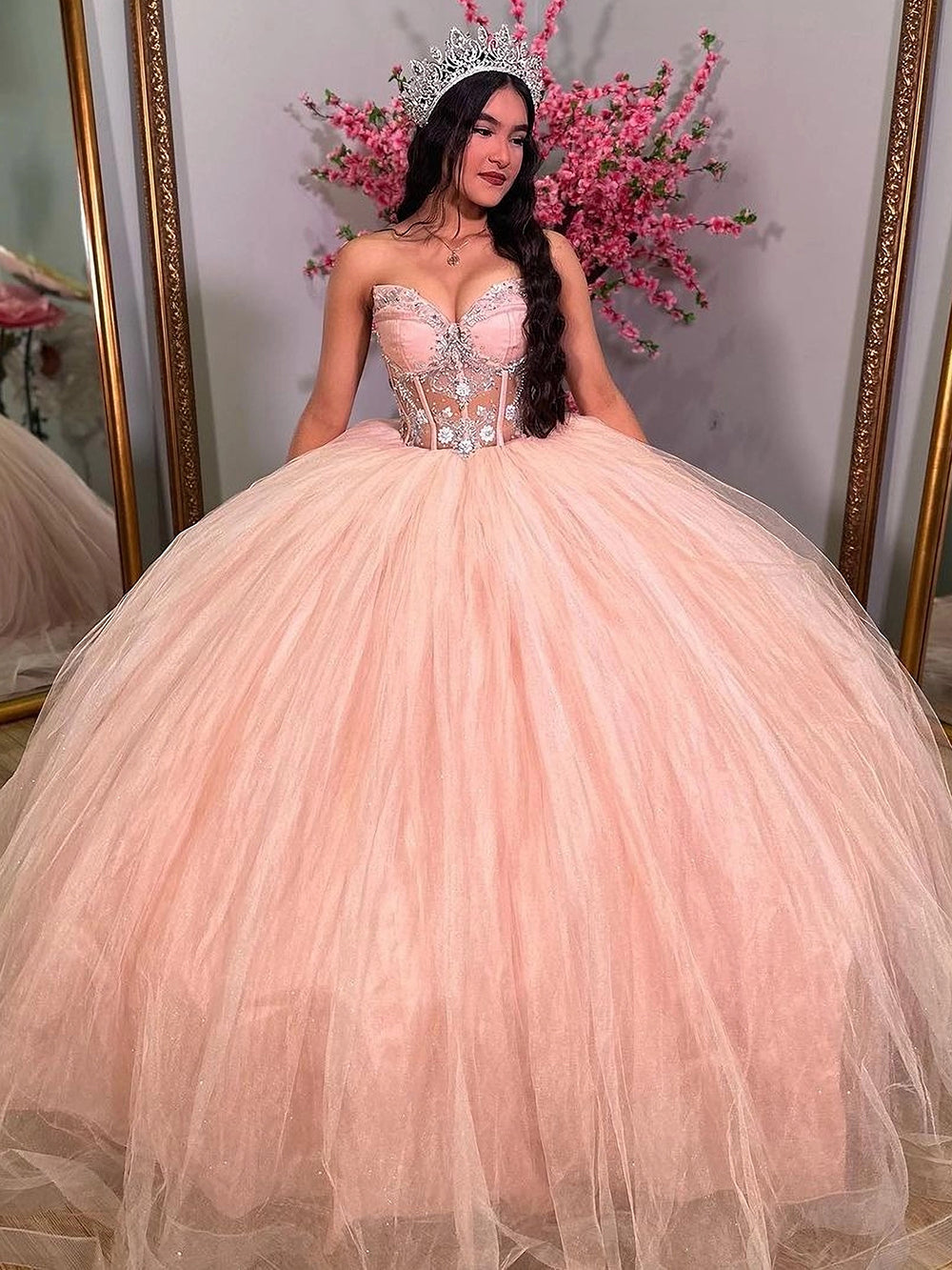 Luxury & Elegant Ball Gown Strapless Lace Appliques Beaded Pink Tulle Princess Quinceanera Dress Formal Evening Party Gown for Sweet 16