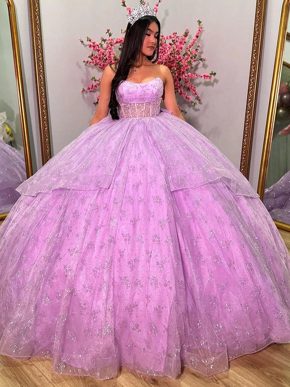 Chic & Glitter Ball Gown Strapless Tiered Bow Knot Lilac Tulle Quinceanera DressPrincess Evening Party Gown for Sweet 16