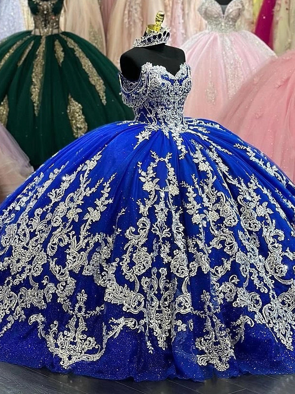 Gorgeous Ball Gown Off Shoulder Lace Appliques Beaded Royal Blue Tulle Princess Quinceanera Dress Formal Prom Dresses Party Gown for Sweet 16 Dress