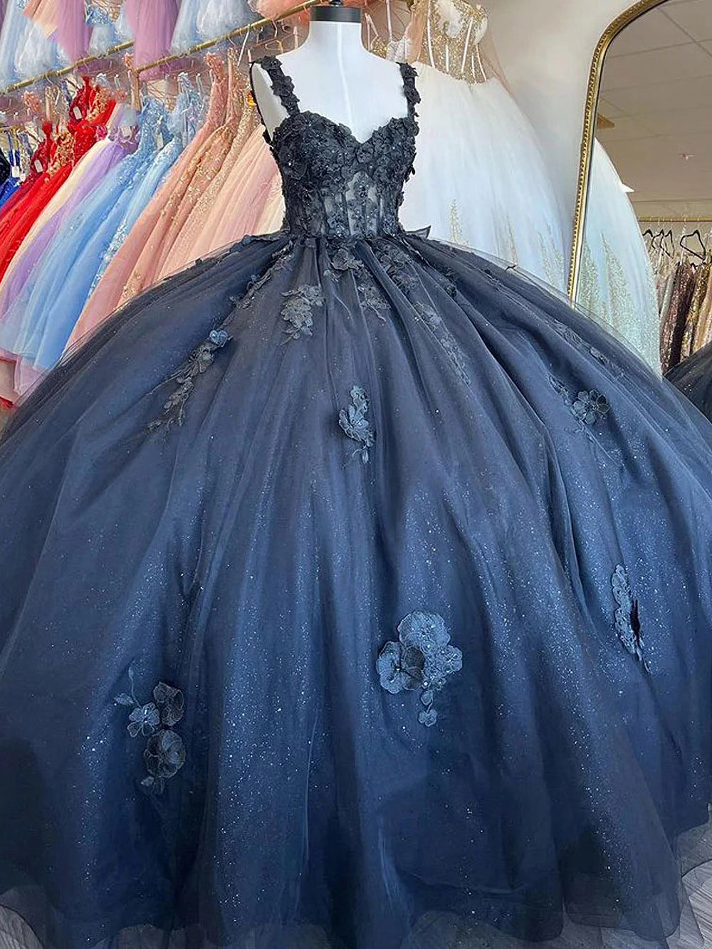 Elegant & Gorgeous Ball Gown Sweetheart Neck Straps 3D Flower Appliques Beaded Navy Blue Tulle Quinceanera Dress Princess Birthday Party Dress for