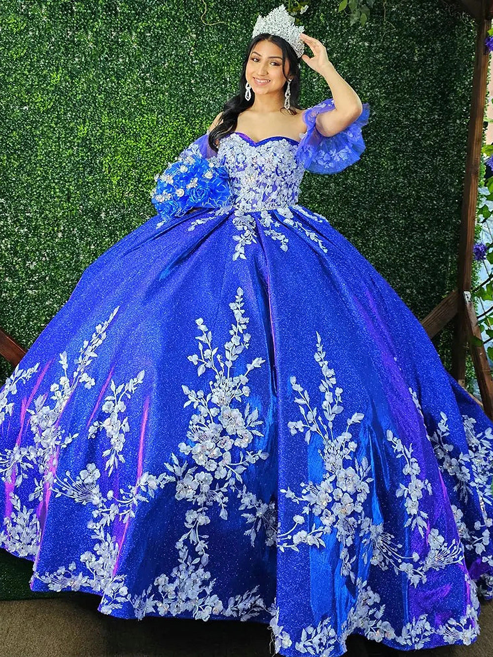 Gorgeous Ball Gown Off Shoulder Floral Lace Appliques Beaded Royal Blue Tulle Quinceanera Dress Princess Evening Party for Sweet 16