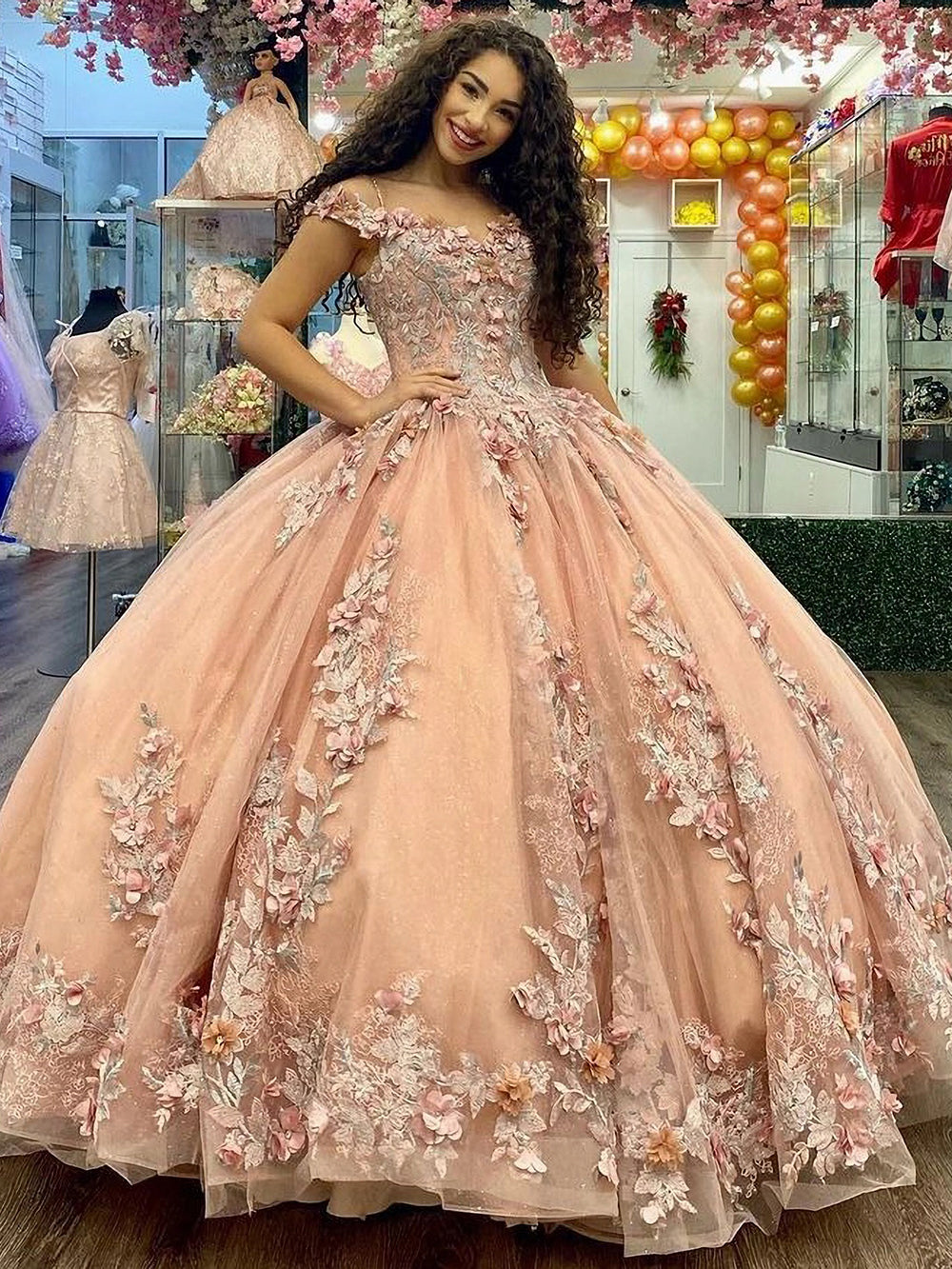 Glamorous Off Shoulder Sleeveless 3D Flowers Lace Appliques Champagne Tulle Princess Quinceanera Dresses for Sweet 16