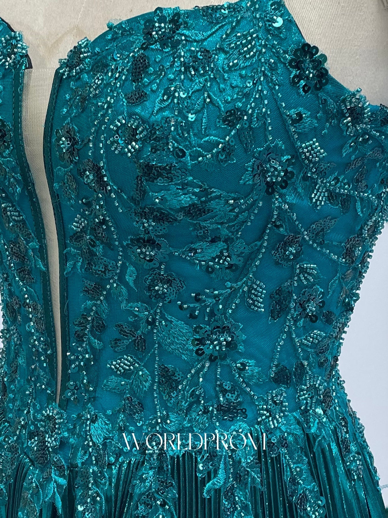 Sparkly Beading Deep V-Neck Sequin Satin A-Line Long Prom Dress - Emerald Green