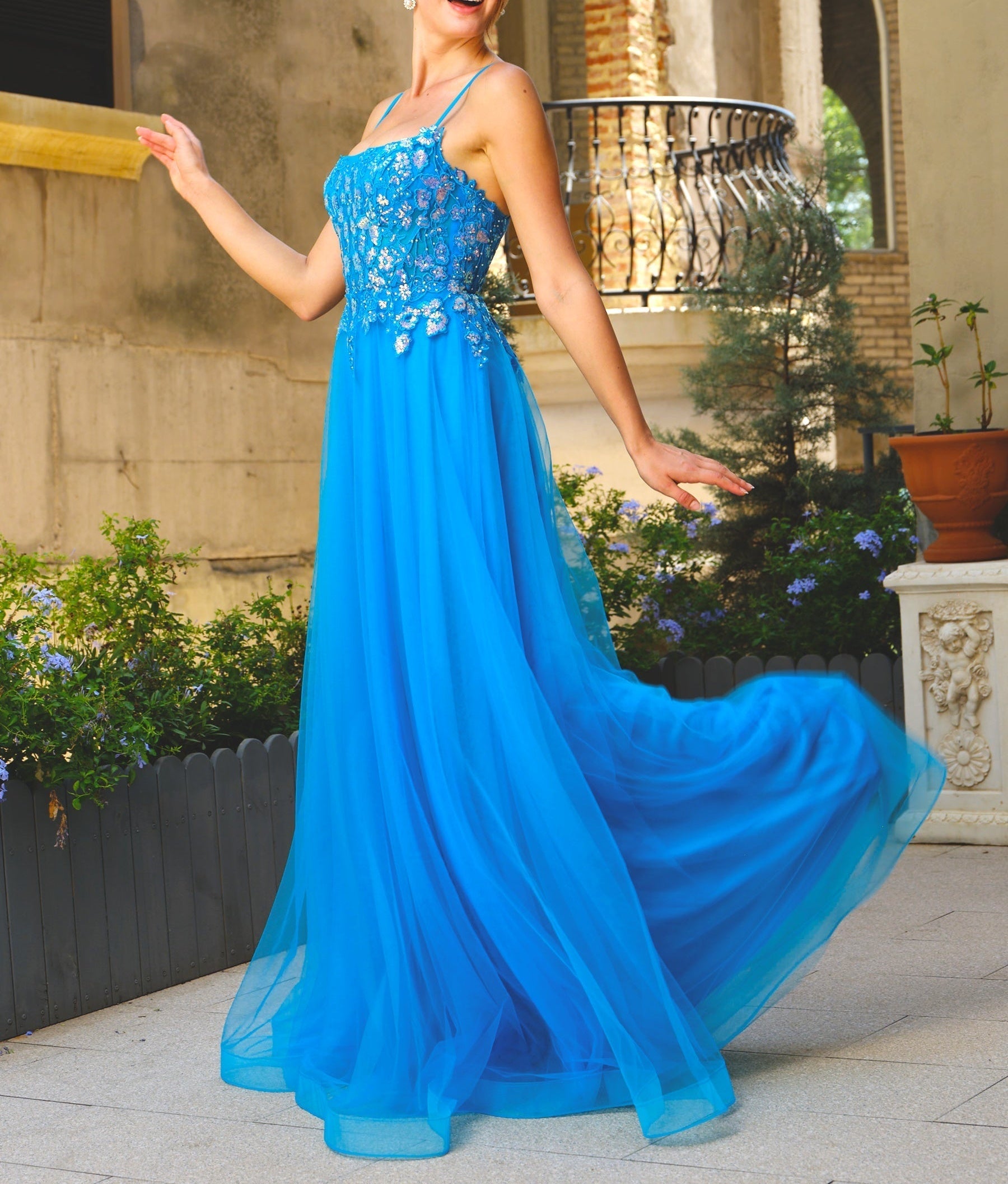 Square Lace Embroidery Ball Gown Prom Dress - Blue
