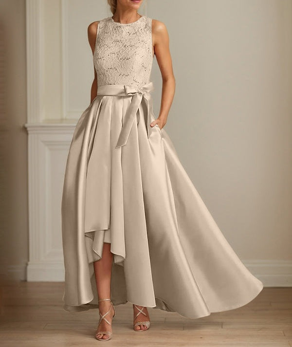 A-Line/Princess Jewel Neck Sleeveless Mother Of The Bride Dresses With Pleats Lace