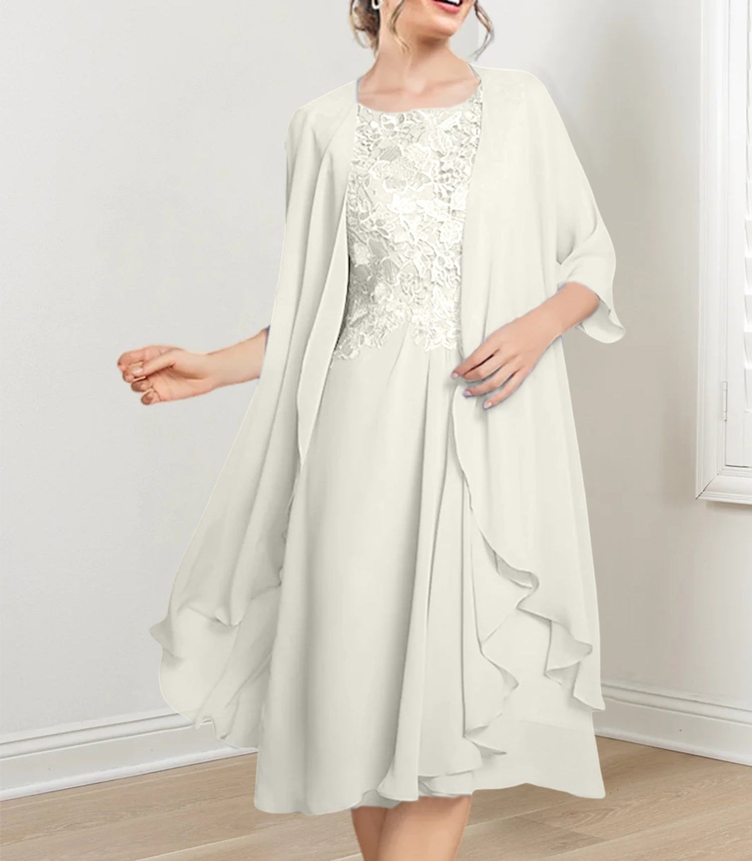 A-Line/Princess Scoop Knee-Length Mother of the Bride Dresses