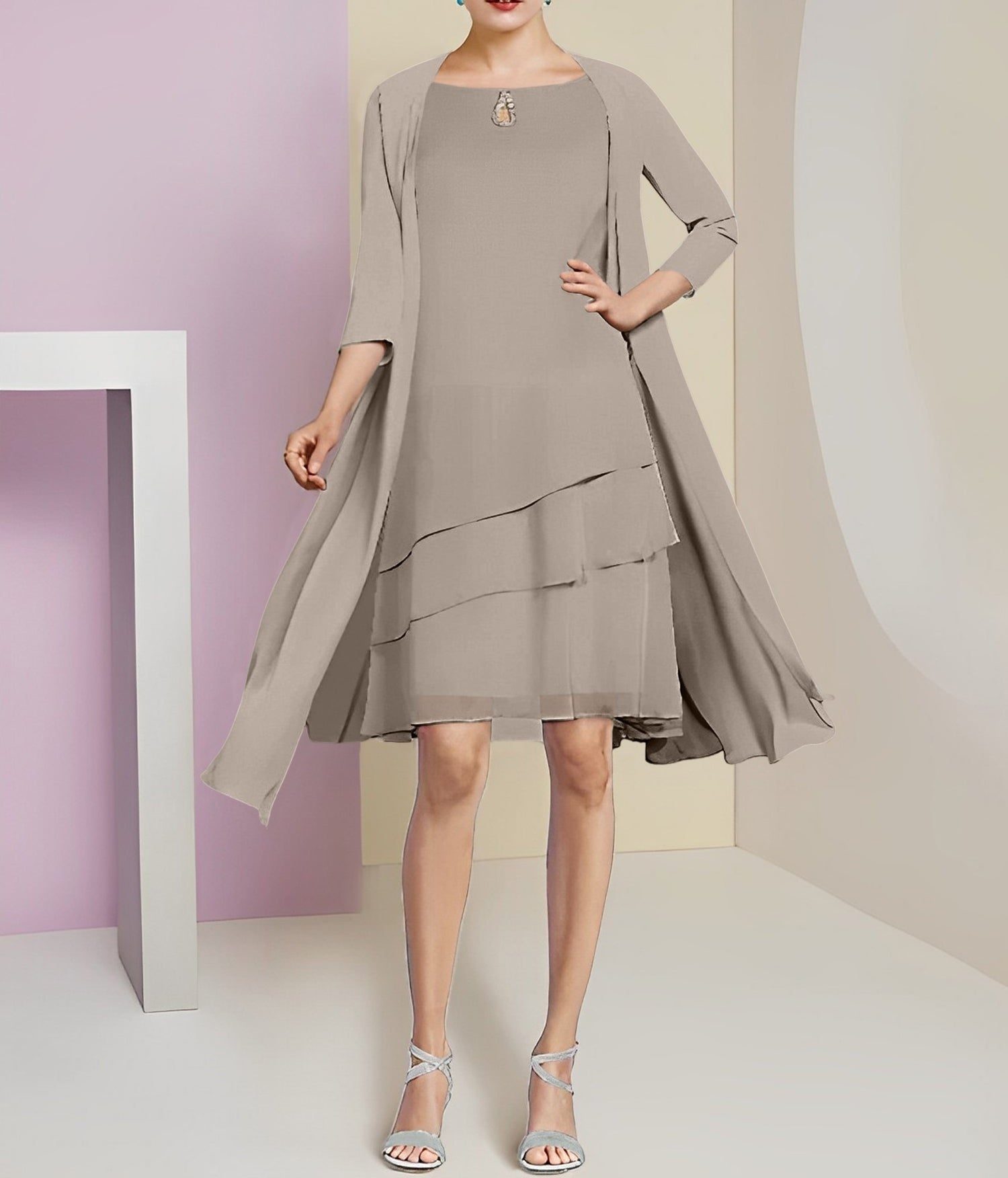 A-Line/Princess Jewel Neck Knee-Length Mother of the Bride Dresses