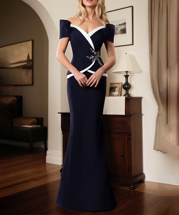 Trumpet/Mermaid Off the Shoulder Stretch Crepe Mother Of The Bride Dress With Appliques