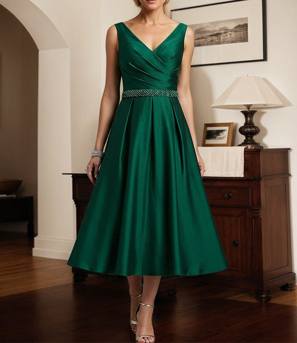Dark Green A-line V-Neck Tea-Length Satin Mother of the Bride Dress wi