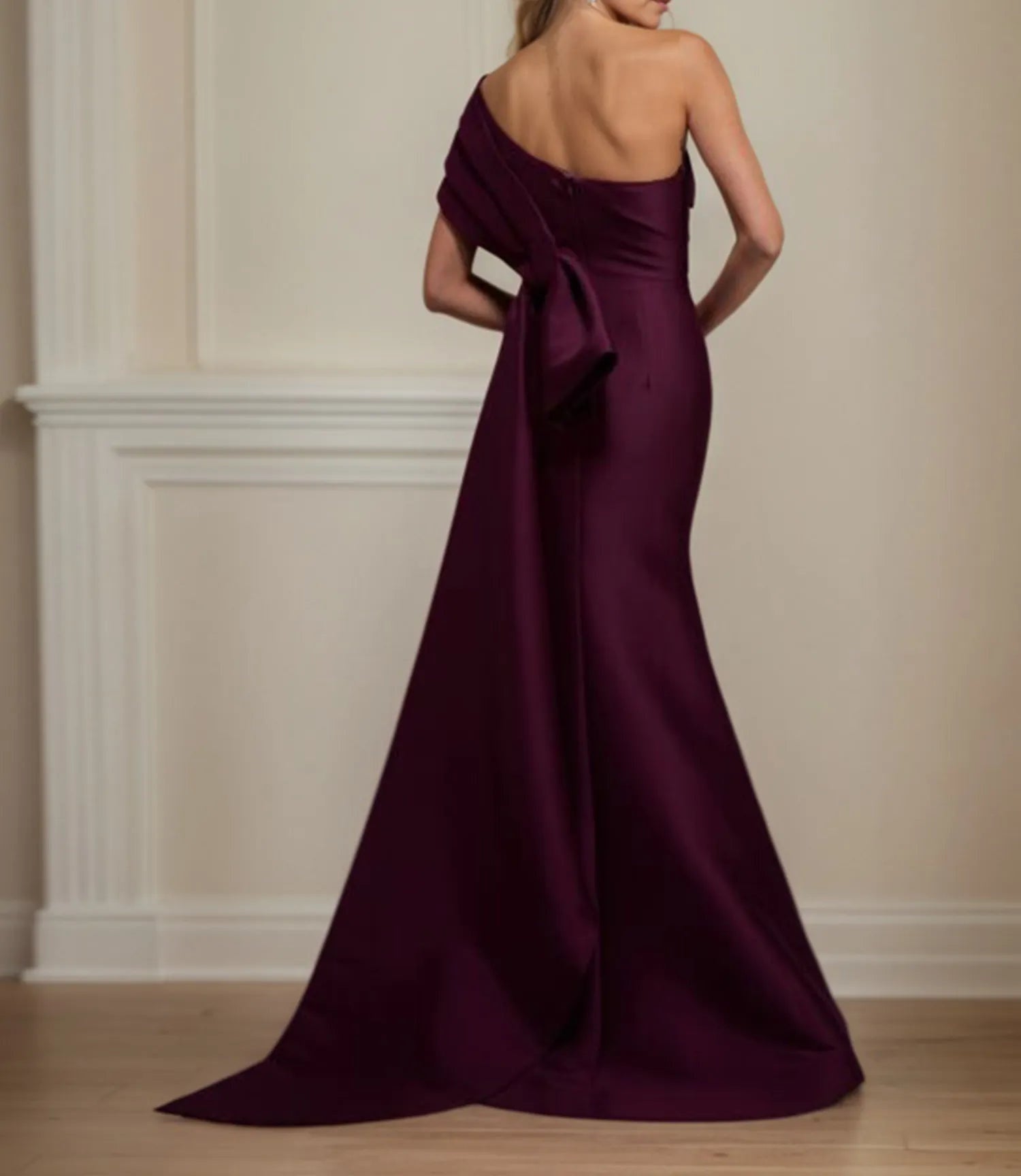 Trumpet/Mermaid One Shoulder Sleeveless Satin Mother of the Bride Dress With Ruched