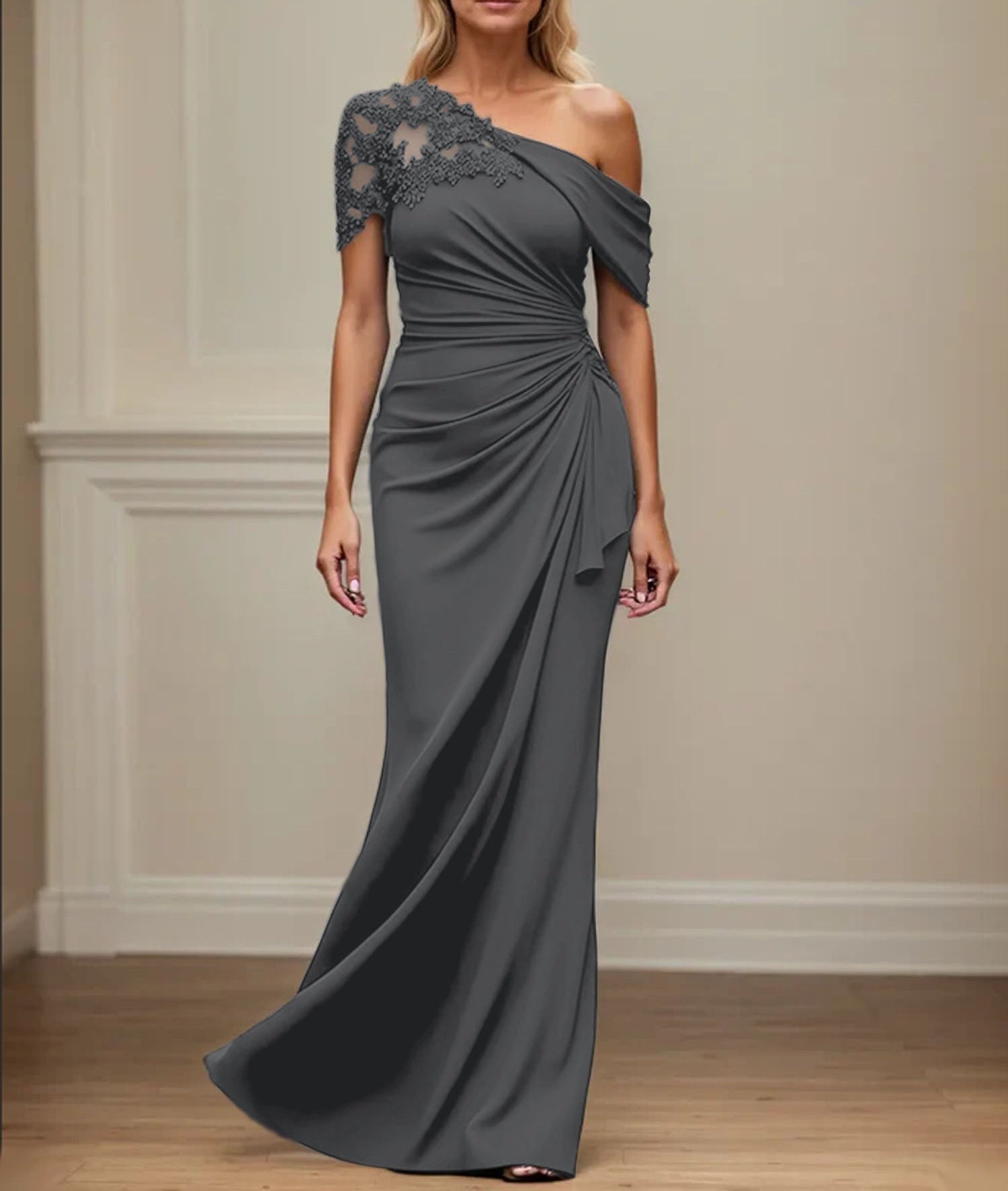 Trumpet/Mermaid Asymmetrical Mother of the Bride Dress with Appliques