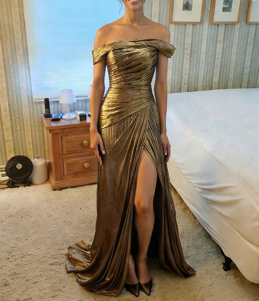 Off Shoulder Pleated Metallic A-Line/Princess Long Prom Dresses with Train
