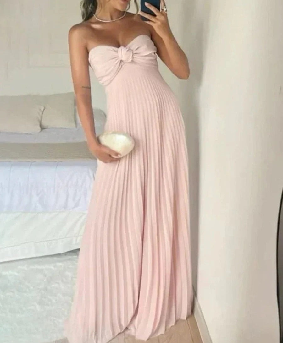 A-Line/Princess Sweetheart Pleated Chiffon Floor-Length Formal Dresses with Scarf