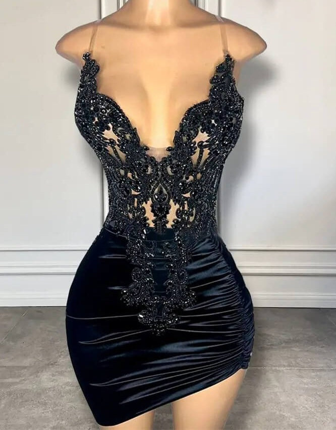 Black Sleeveless Short Prom Dresses with Spaghetti Straps and Beadings