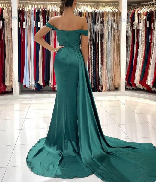 Modern Dark Green Off-the-shoulder Slit Mermaid Prom Dresses