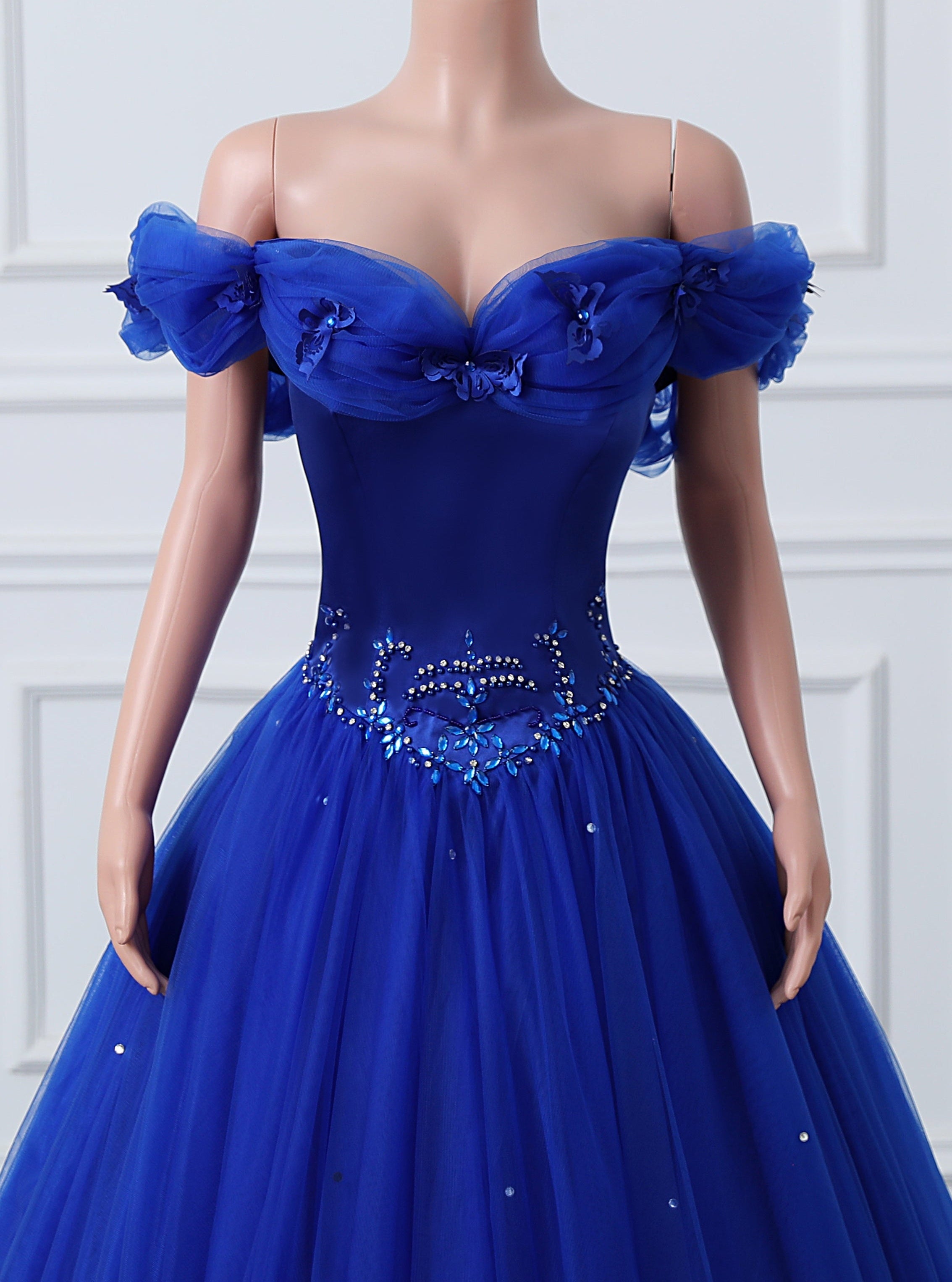 Royal Blue Off-the-shoulder Sweetheart Beaded Flowers Ball Gown Tulle Prom Dresses