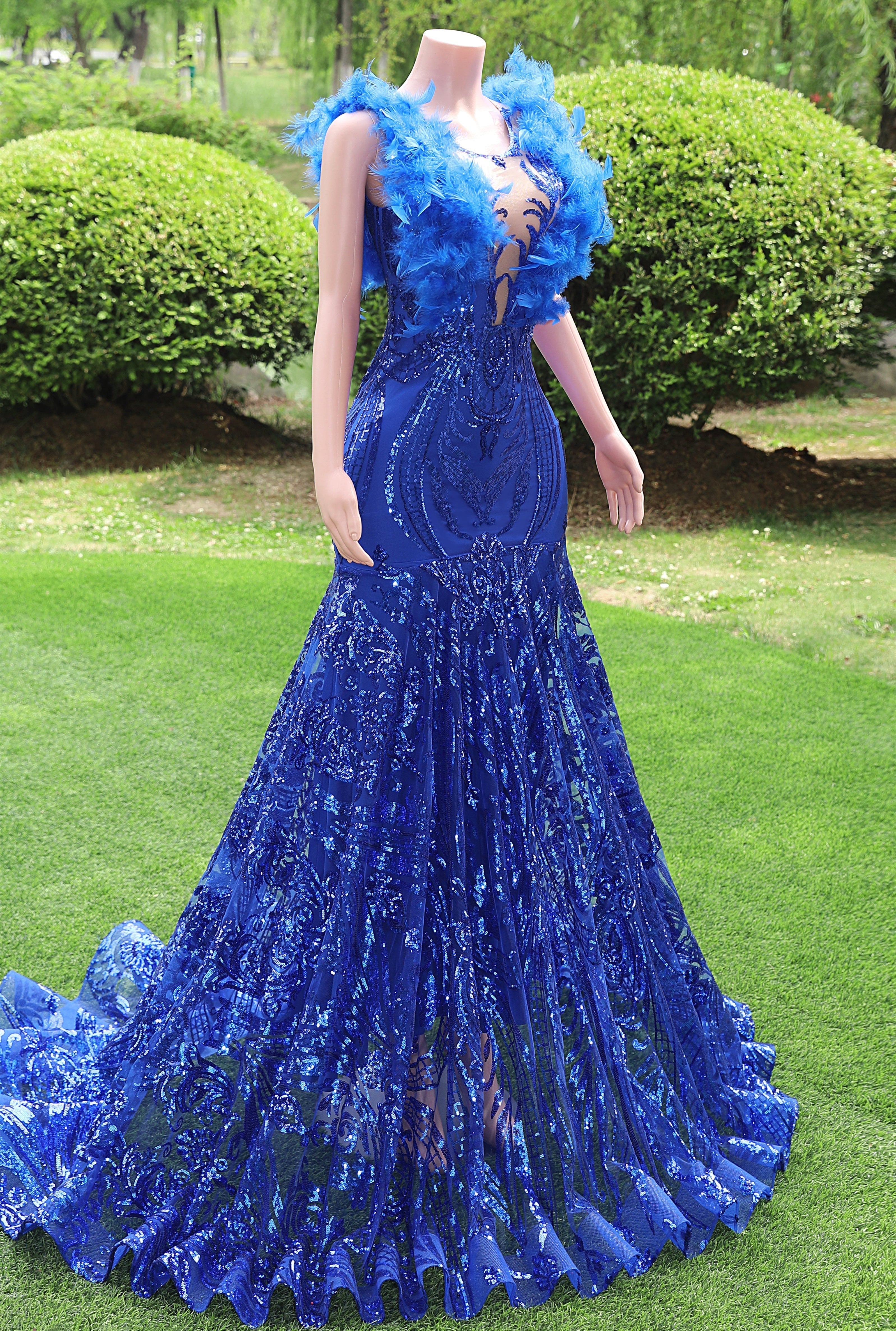 V-neck Royal Blue Feathers Sparkle Sequin Sleeveless Prom Dresses