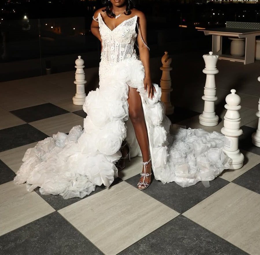 V-neck Ivory Flower Ruffles High Split Court Train Mermaid Prom Dresses