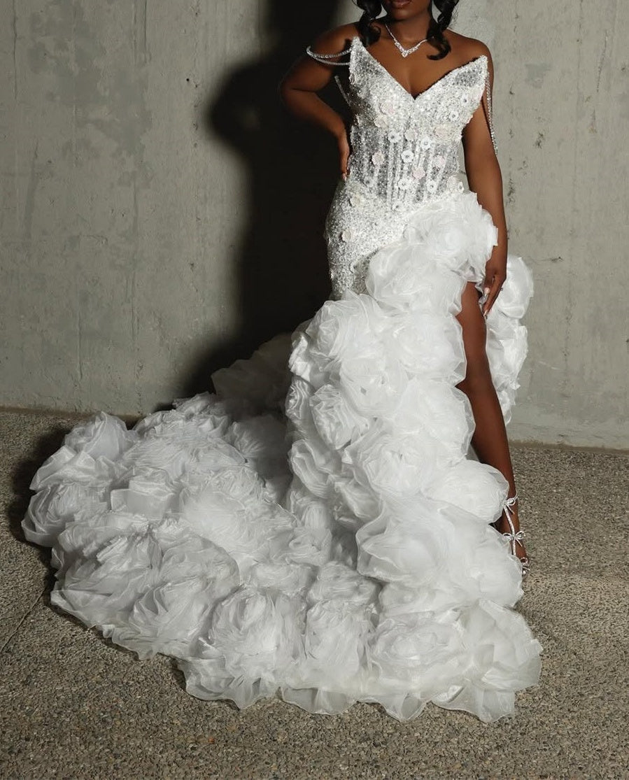 V-neck Ivory Flower Ruffles High Split Court Train Mermaid Prom Dresses