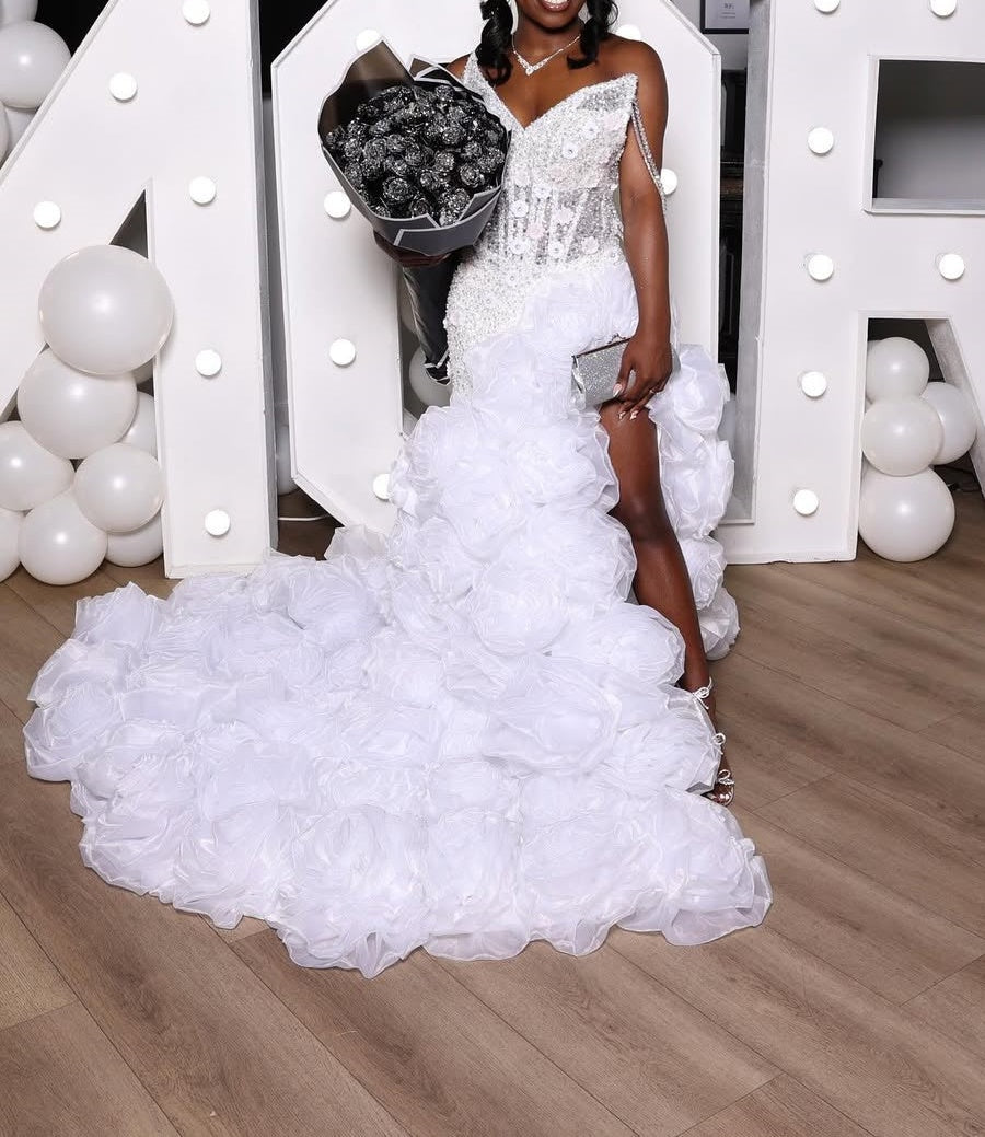 V-neck Ivory Flower Ruffles High Split Court Train Mermaid Prom Dresses