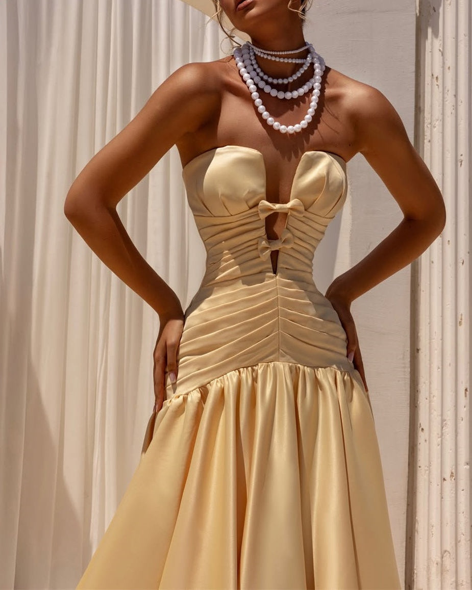 Beautiful Strapless Satin Prom Dresses A-Line Sleeveless Lace-Up-Back With Bow Knot Pleats