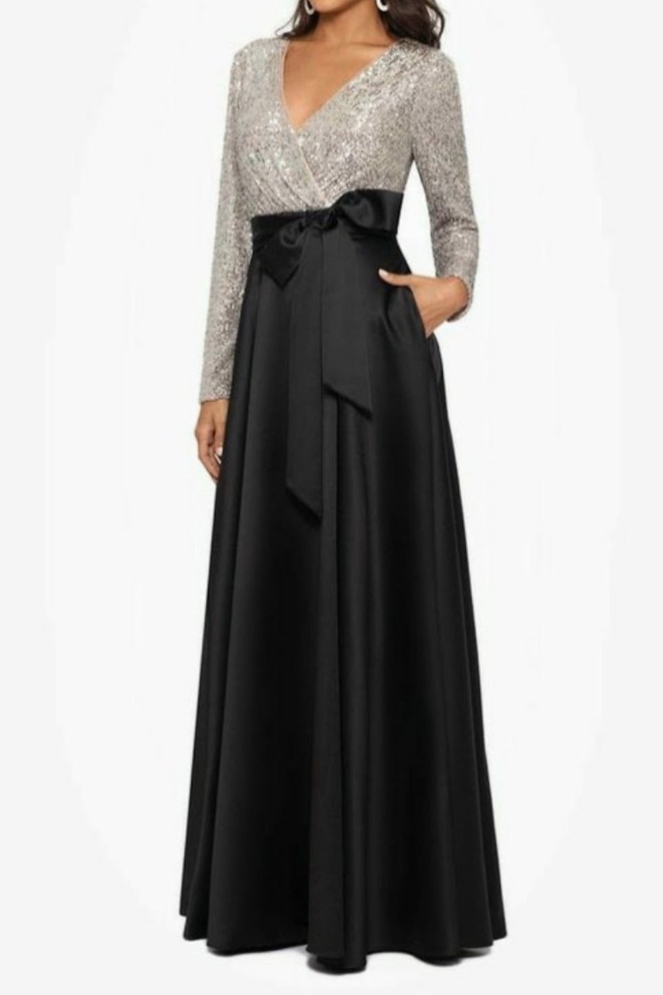Long Sleeves A-Line V-Neck Floor Length Mother of The Bride Dresses Long Sleeves A-Line V-Neck Floor Length Mother of The Bride Dresses