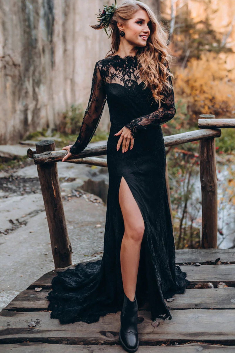 long sleeve lace backless dress Lace Long Sleeves Boho Wedding Dresses With Open Back