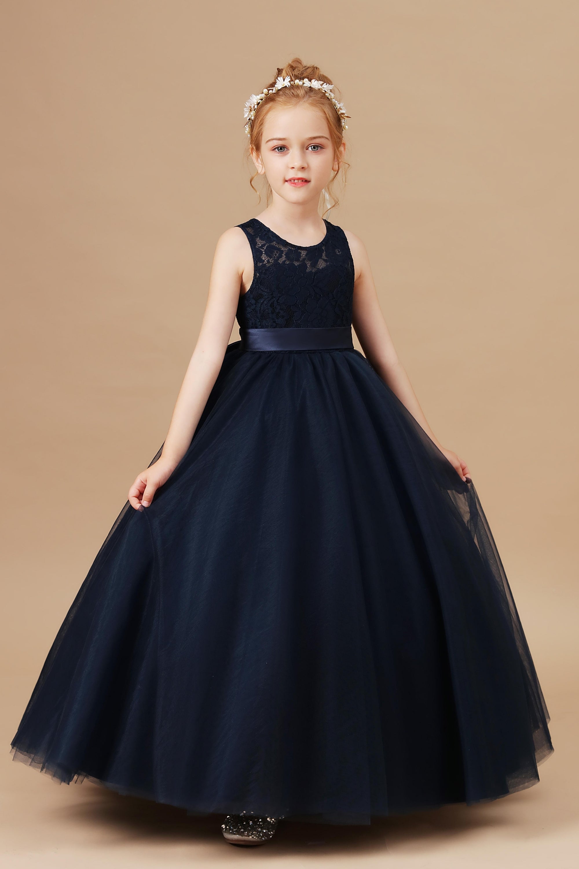 Pretty Sleeveless Stain-Sash Lace Tulle Flower Girl Dresses With Bowno Pretty Sleeveless Stain-Sash Lace Tulle Flower Girl Dresses With Bowno