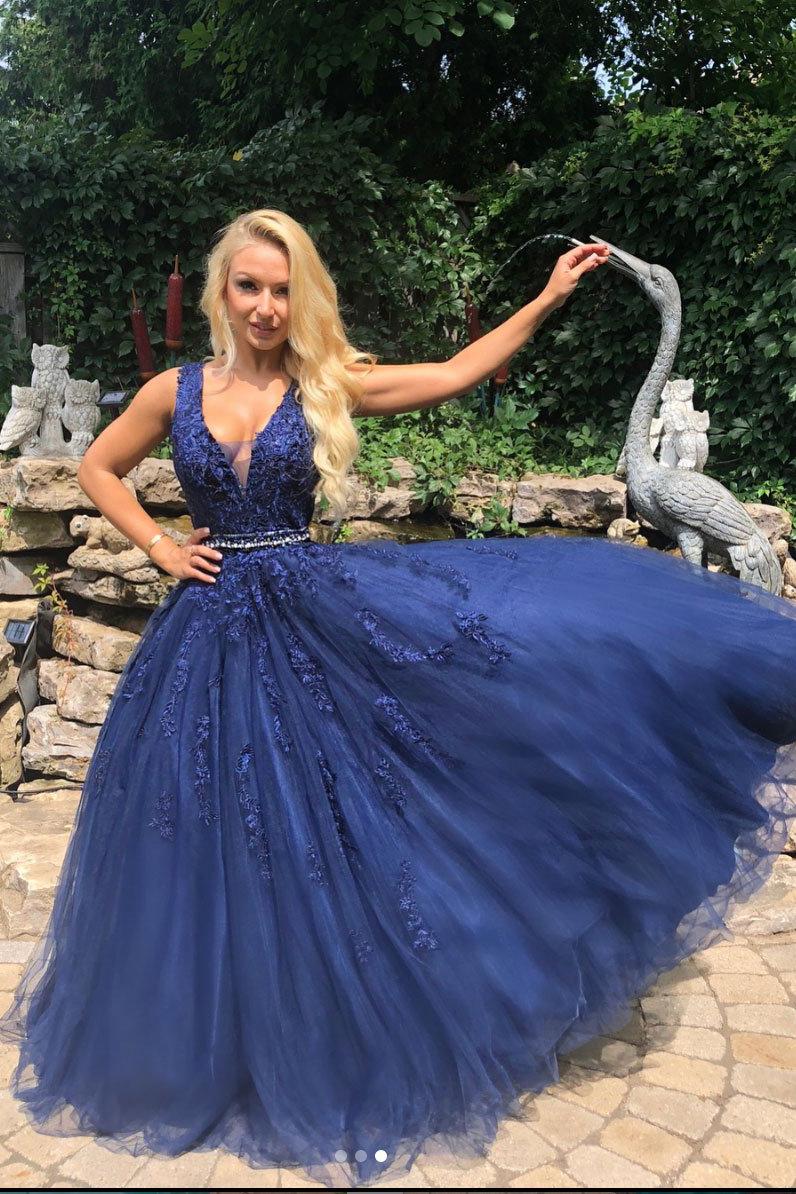 Blue Sleeveless V Neck Tulle Lace Long Prom Dresses Blue Sleeveless V Neck Tulle Lace Long Prom Dresses