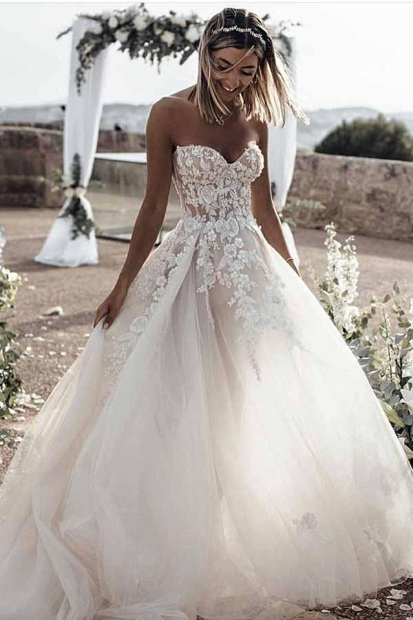 Romantic Sweetheart Strapless Sweep Train Lace Appliques A Line Wedding Dresses Romantic Sweetheart Strapless Sweep Train Lace Appliques A Line Wedding Dresses