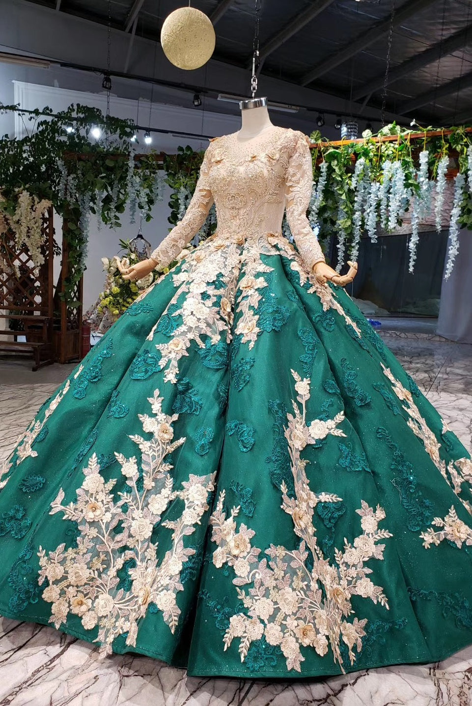 Gorgeous Modest Ball Gown Green Prom Dresses with Sleeves Sparkly Wedding Dresses Gorgeous Modest Ball Gown Green Prom Dresses with Sleeves Sparkly Wedding Dresses