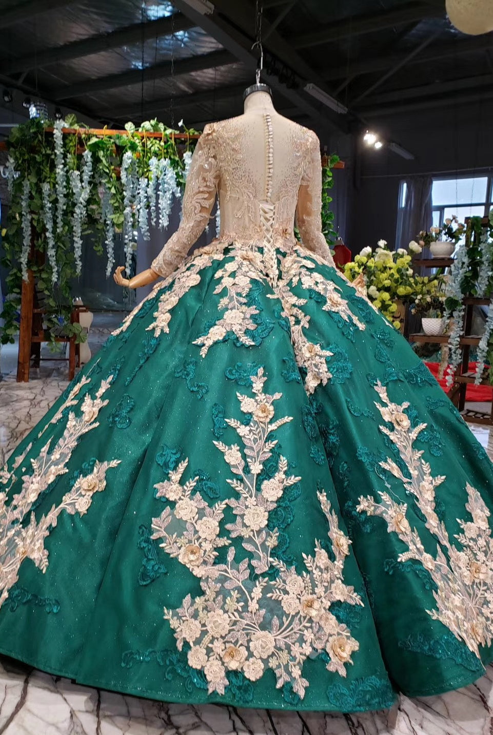 Gorgeous Modest Ball Gown Green Prom Dresses With Sleeves Sparkly Wedding Dresses