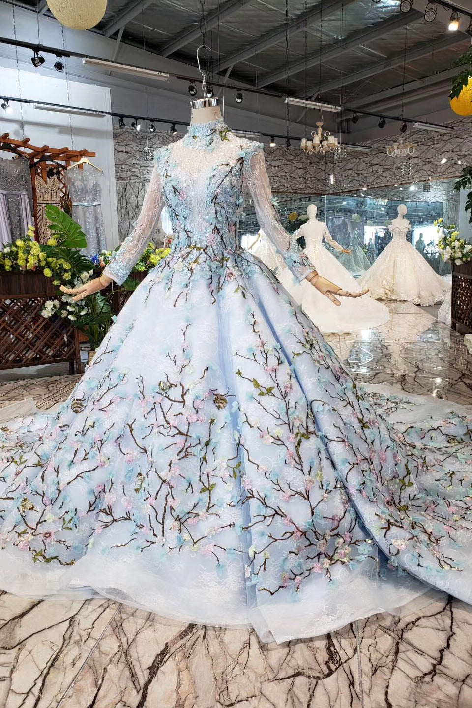 Ombreprom Wedding Dress Stunning Long Sleeves Tulle Bridal Gown with Embroidery Bridal Gown Ombreprom Wedding Dress Stunning Long Sleeves Tulle Bridal Gown with Embroidery Bridal Gown