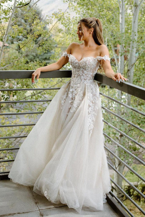 Fairy A Line Off the Shoulder Appliques Long Wedding Dresses Custom Color Fairy A Line Off the Shoulder Appliques Long Wedding Dresses Custom Color
