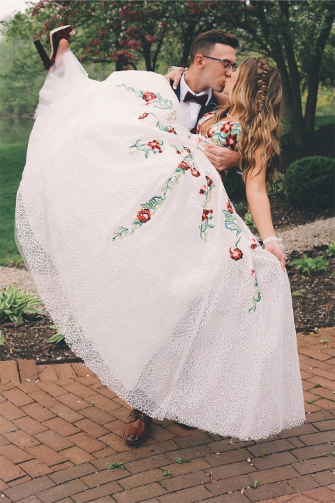 Elegant Lace A Line Backless Prom Dresses with Handmade Flower Appliqu Elegant Lace A Line Backless Prom Dresses with Handmade Flower Appliqu