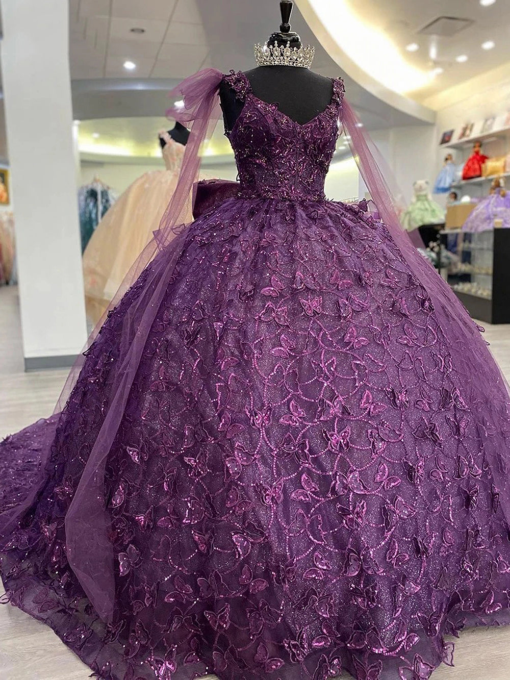 Luxury Ball Gown Strapless Straps Sleeveless Bow Knot 3D Butterfly Appliques Purple Tulle Quinceanera Dress Princess Party Dress for Sweet 16