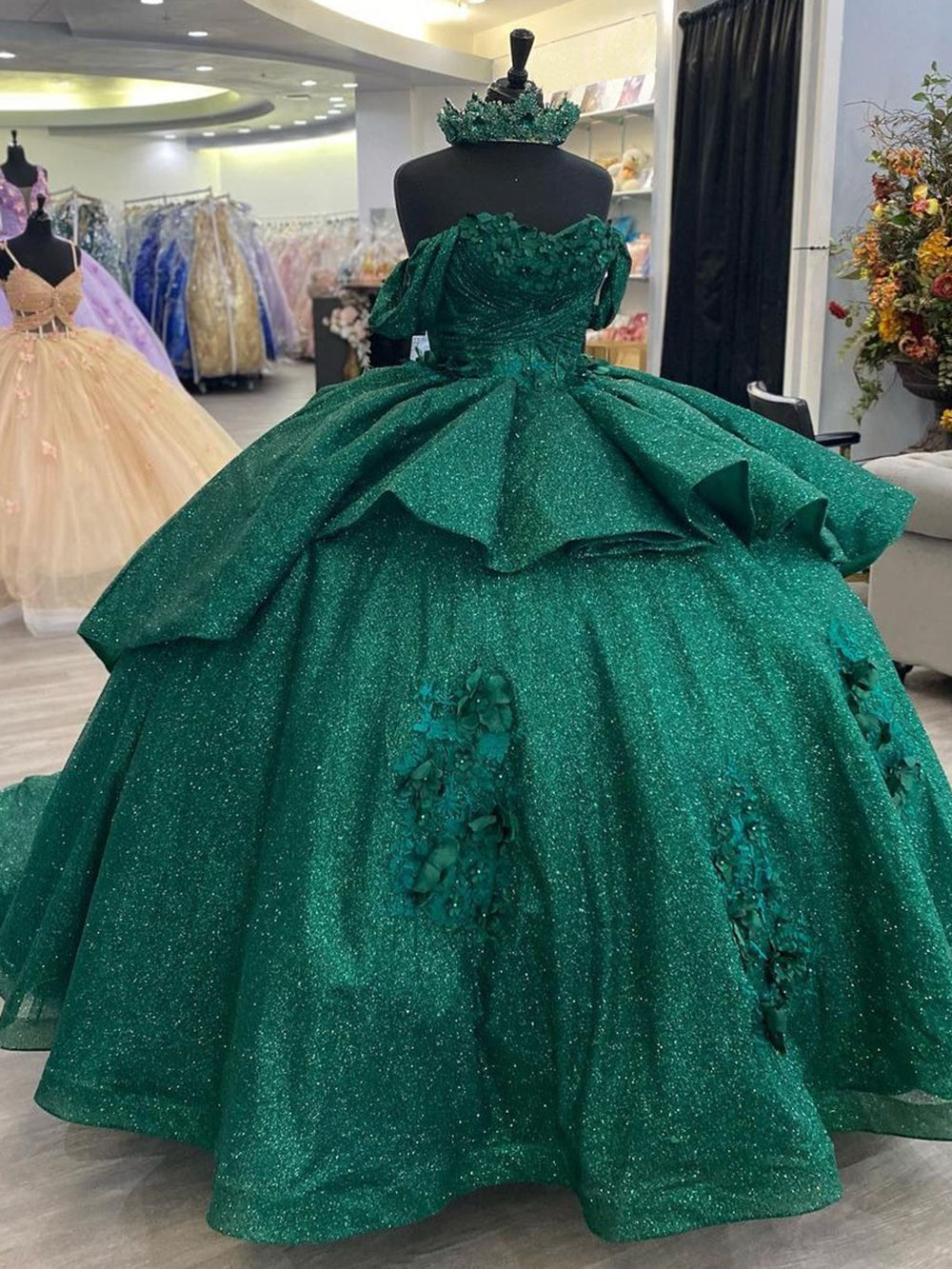 Elegant Ball Gown Off Shoulder 3D Flower Appliques Dark Green Tulle Birthday Party Gown Quinceanera Dress for Sweet 16 Dress