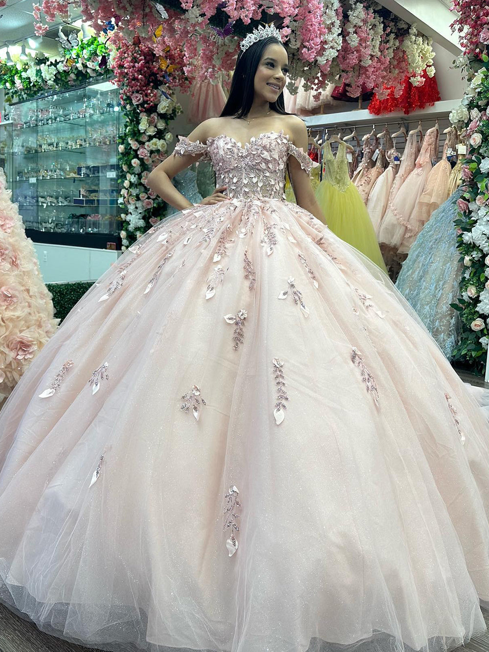 Luxuru & Glamorou Ball Gown Off Shoulder Lace Appliques Lace Up Pink Tulle Princess Evening Gown Quinceanera Dress for Sweet 16 Gowns