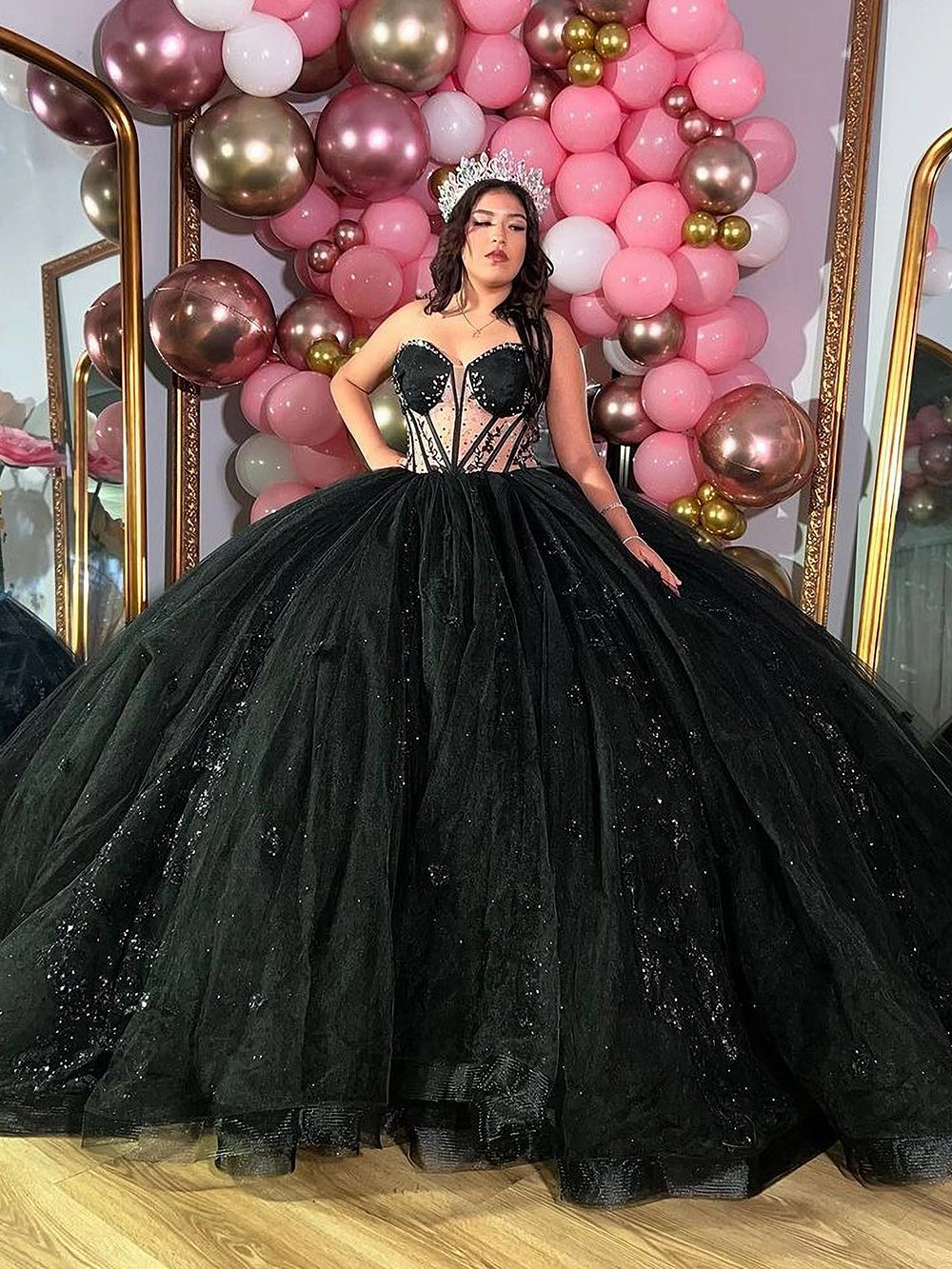 Elegant & Glitter Ball Gown Sweetheart Neck Lace Appliques Black Tulle Quinceanera Dress Evening Party Princess Gown for Sweet 16