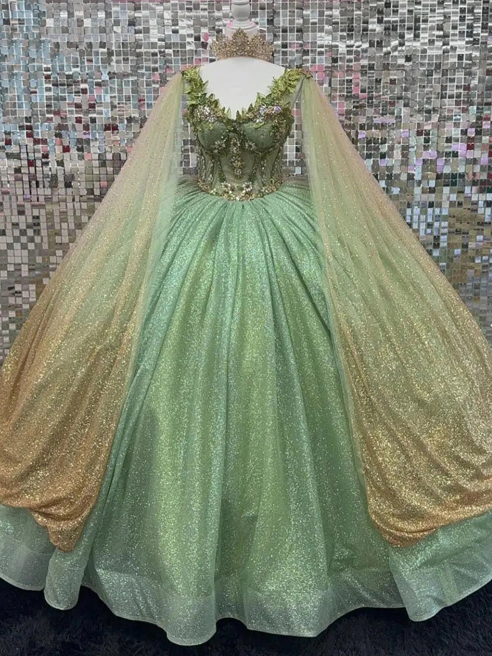 Sparkly & Glitter Ball Gown V Neck Long Sleeves Flowers Appliques Beaded Sage Tulle Green Quinceanera Dress Formal Evening Party Gown for Sweet 16
