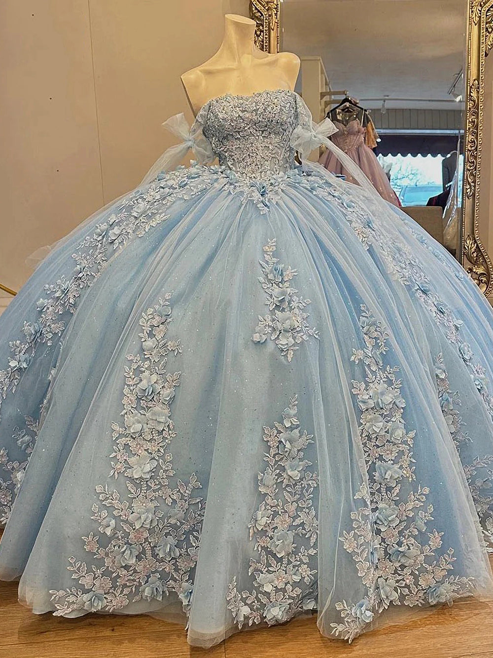 Chic & Modern Ball Gown Off Shoulder Bow Knot 3D Flower Lace Appliques Beaded Sky Blue Tulle Quinceanera Dress Birthday Party Gown for Sweet 16