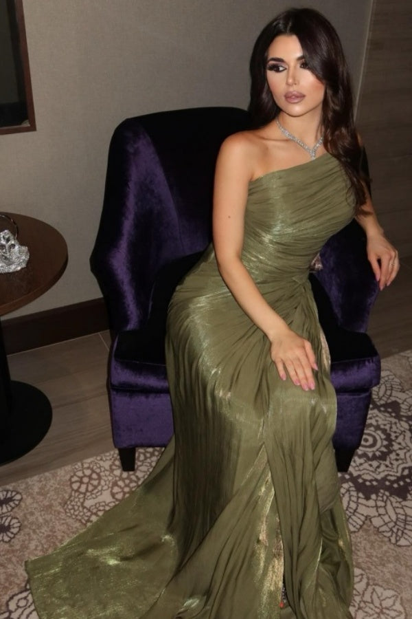 Chic & Modern Sheath One Shoulder Sleeveless Prom Dresses Dress Tulle Pleated High Side Slit and Train Evening Party Dress Wedding Guest Gown