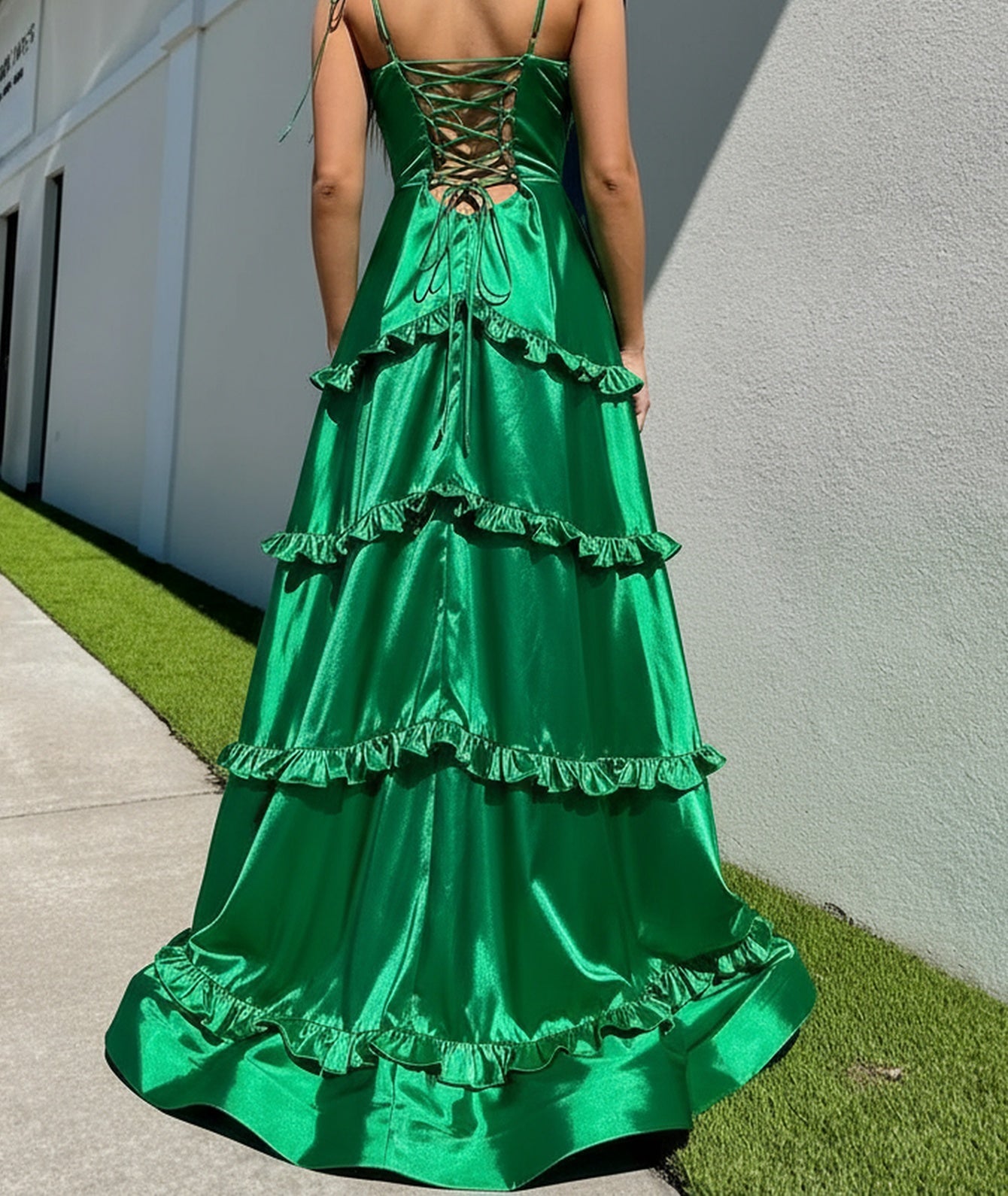 Spaghetti Strap Lace Up Ruffle Bodice Ball Gown Prom Dress With Slit - Green