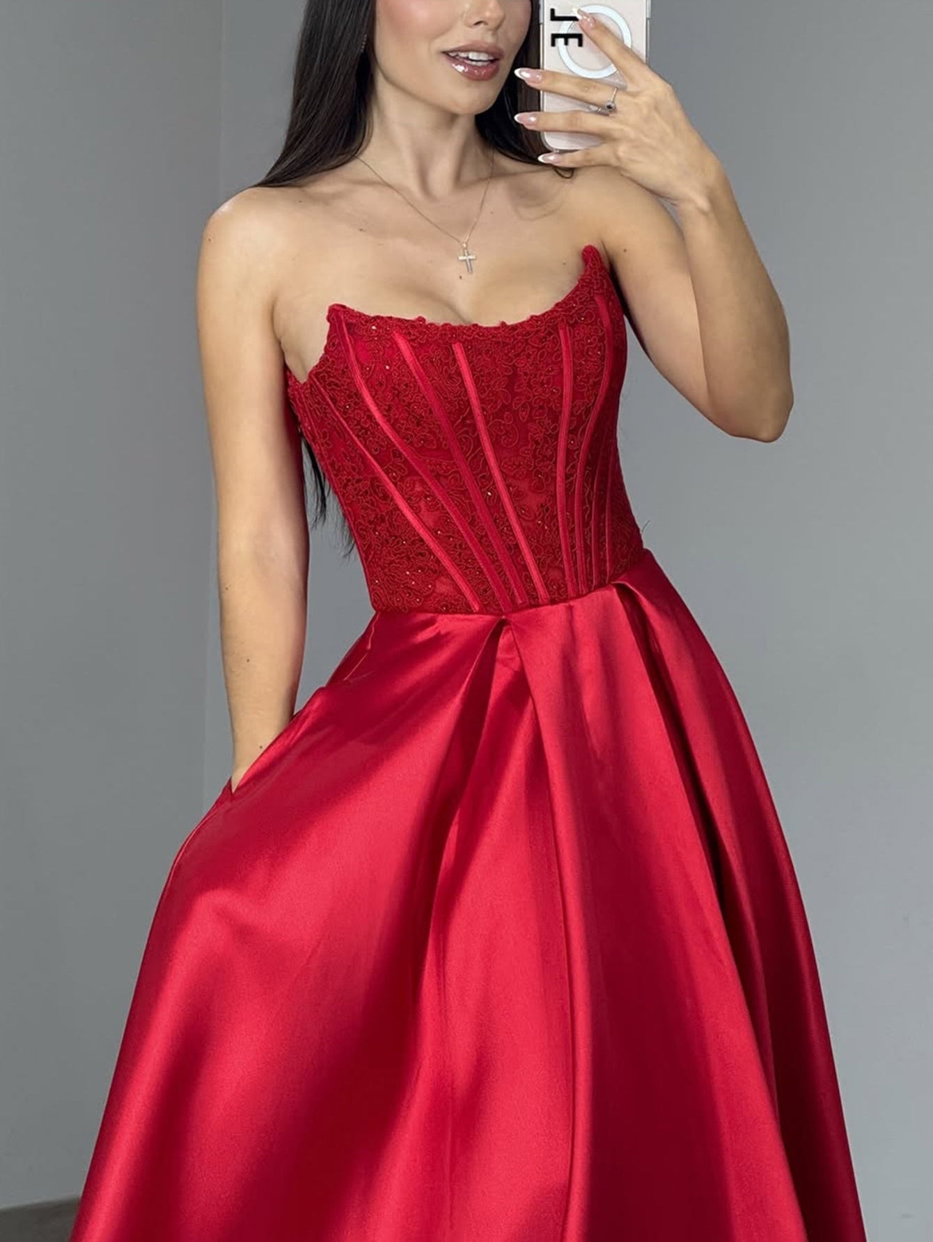 Embroidery Strapless Hand Beading Bodice Ball Gown Prom Dress - Red