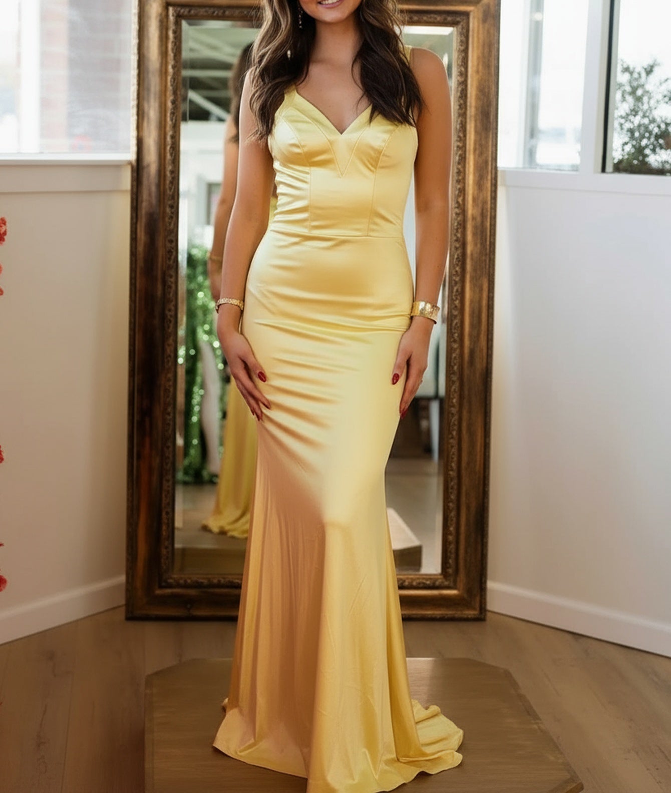 V-Neck Tank Pleated Bodice Mermaid Prom Dress - Yellow