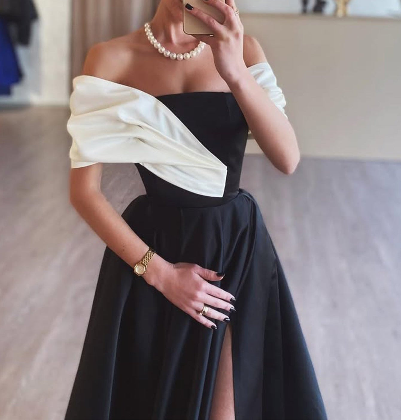 Off Shoulder Pleated Ball Gown Long Prom Dress - Black