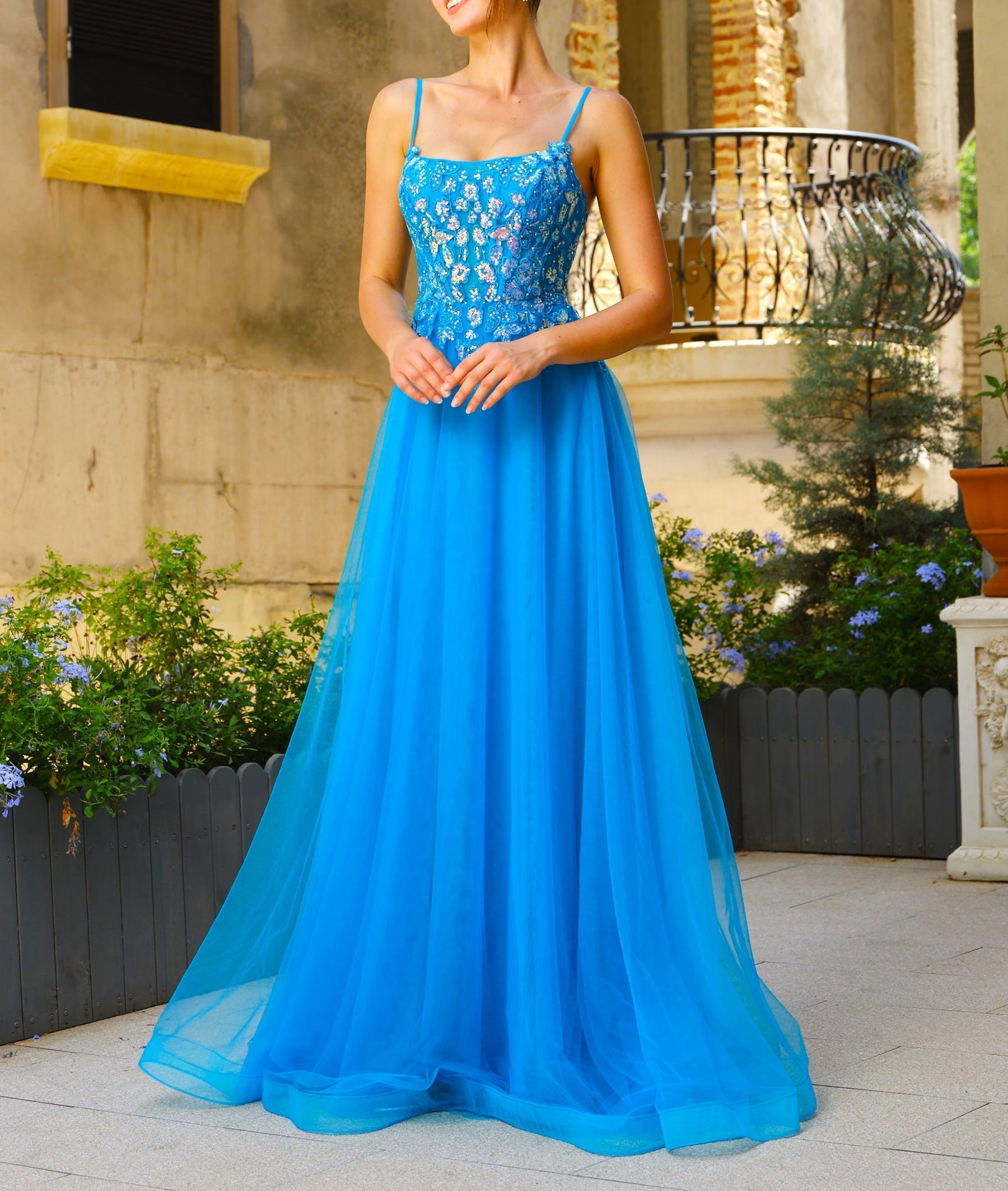 Square Lace Embroidery Ball Gown Prom Dress - Blue
